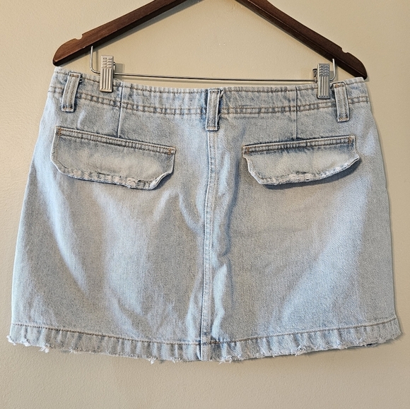 Zara Light Wash Denim Cargo Mini Casual Boho Pockets Skirt Size Large. - Picture 12 of 14
